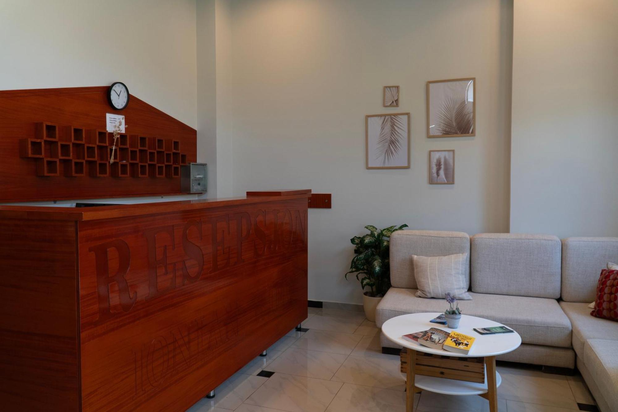 Rondo'S Hotel Химара Экстерьер фото