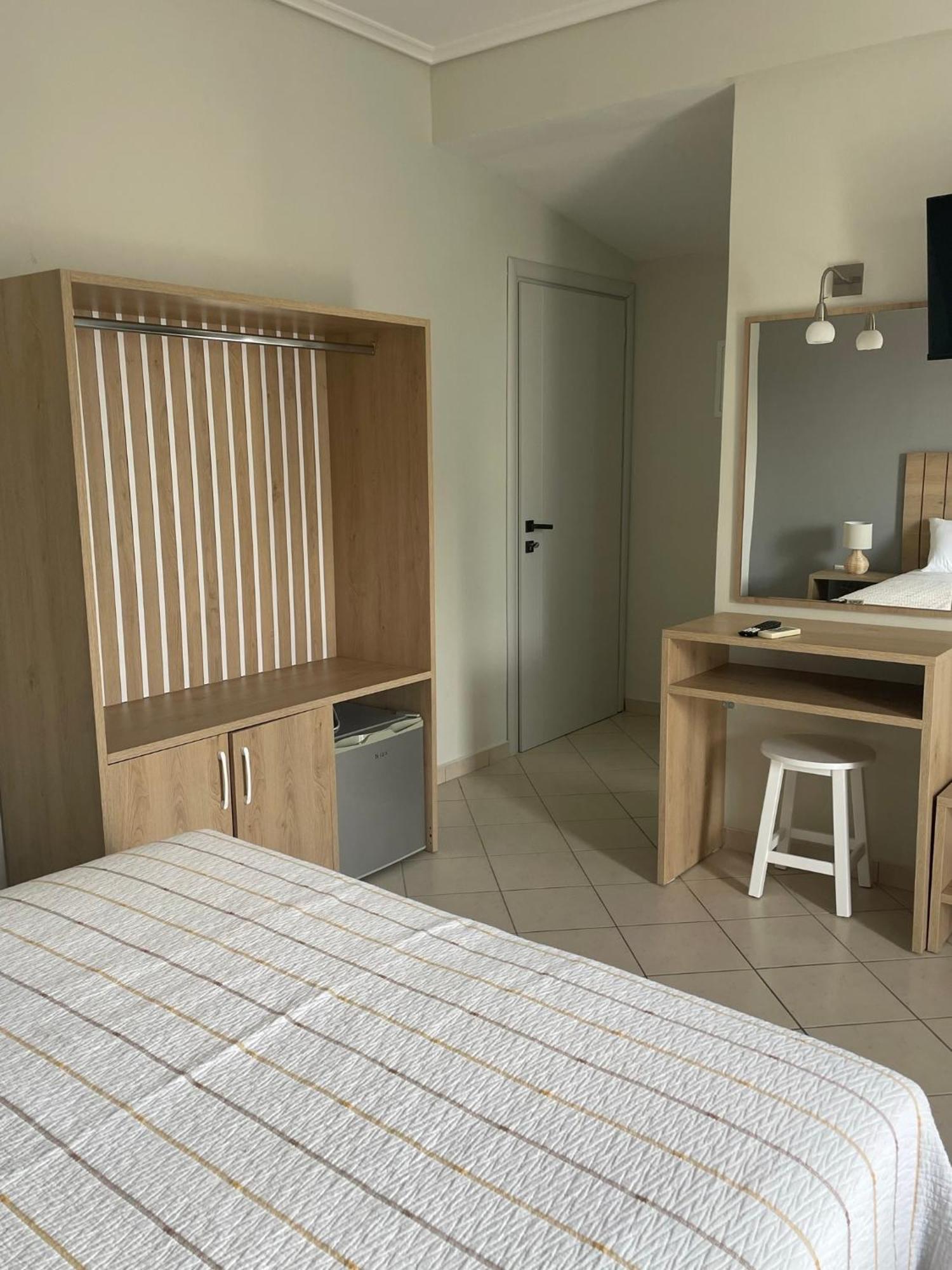 Rondo'S Hotel Химара Экстерьер фото