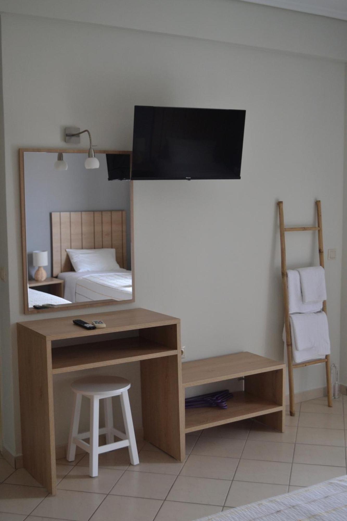 Rondo'S Hotel Химара Экстерьер фото